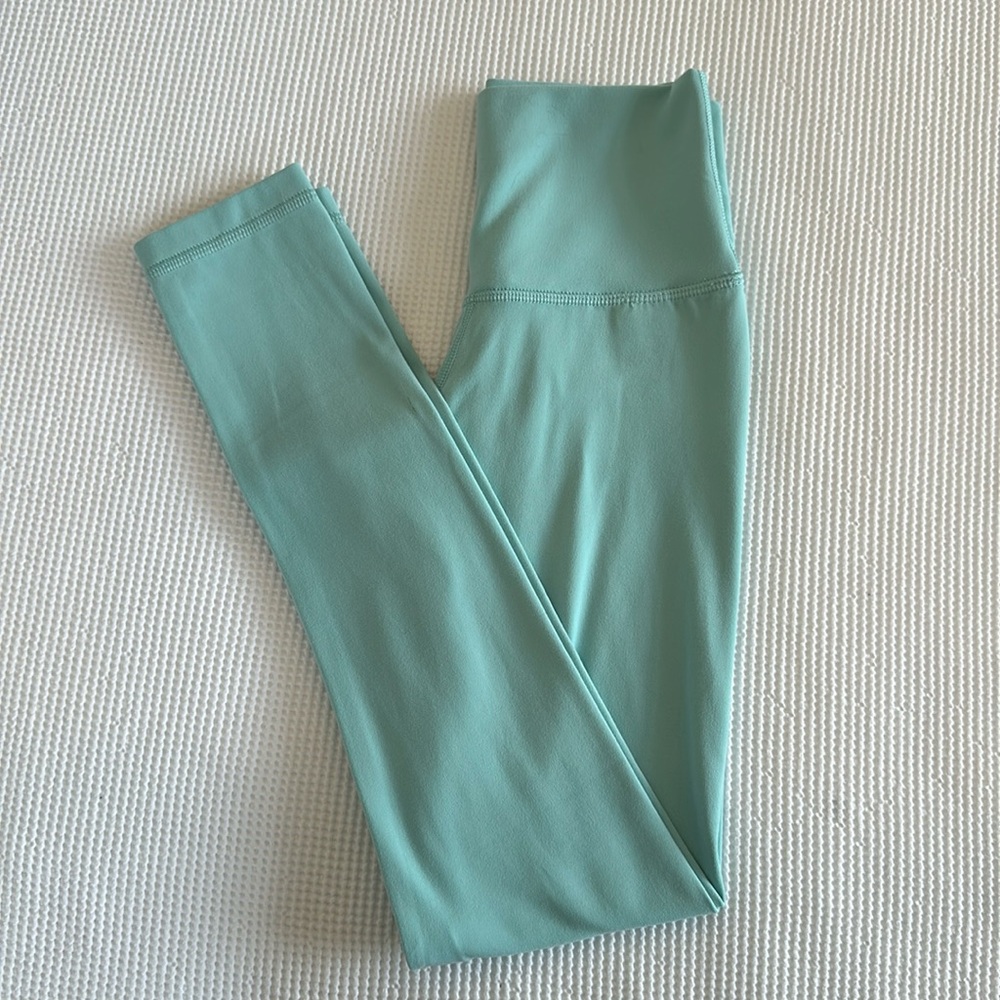 TNA Butter Leggings